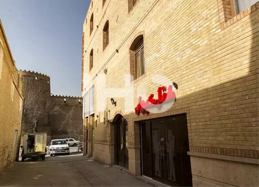 نمای هتل کیوان شیراز