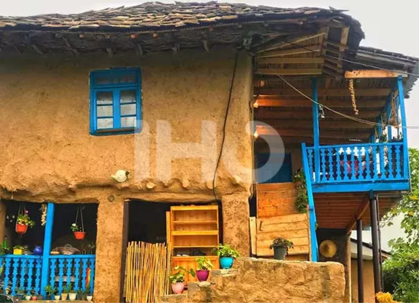 اقامتگاه خونه مادرجون تنکابن
