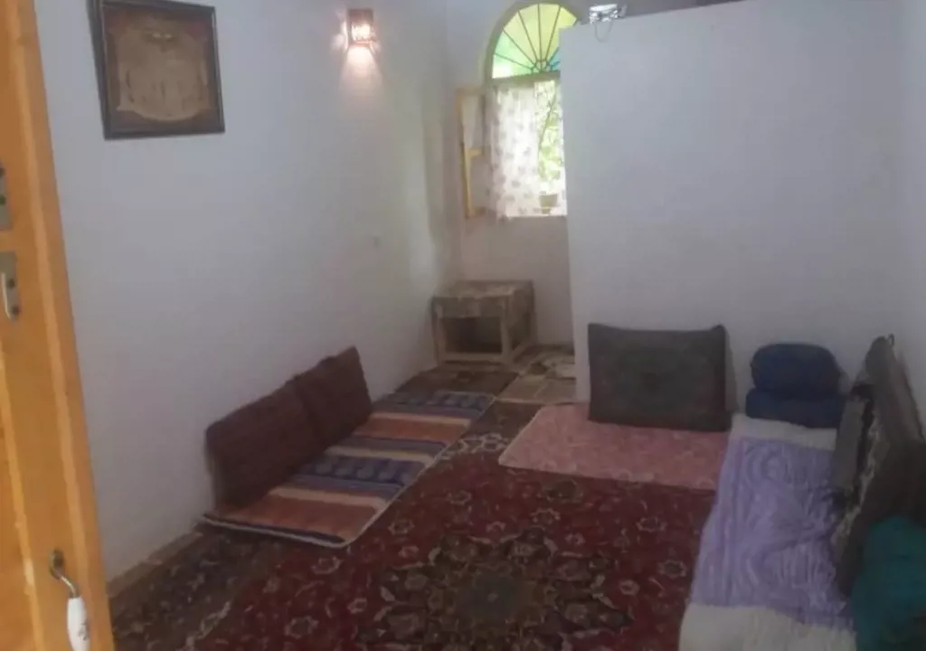 اقامتگاه بوم گردی شادمهر اتاق برای سه نفر نیشابور