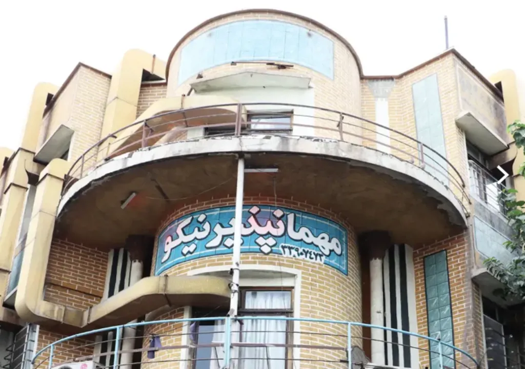مهمانپذیر نیکو اتاق سه تخته (با حمام و سرویس بهداشتی) تهران