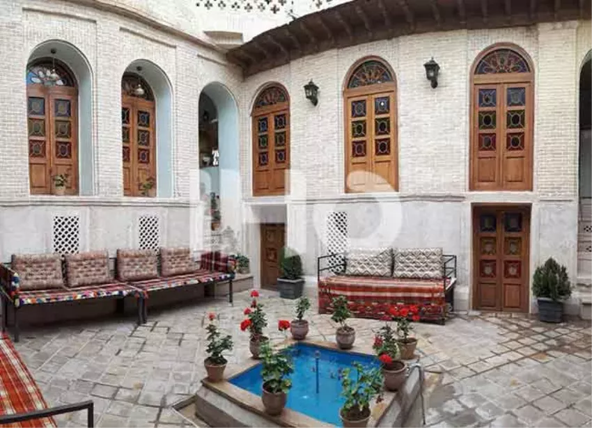 اقامتگاه سنتی سپهری شیراز