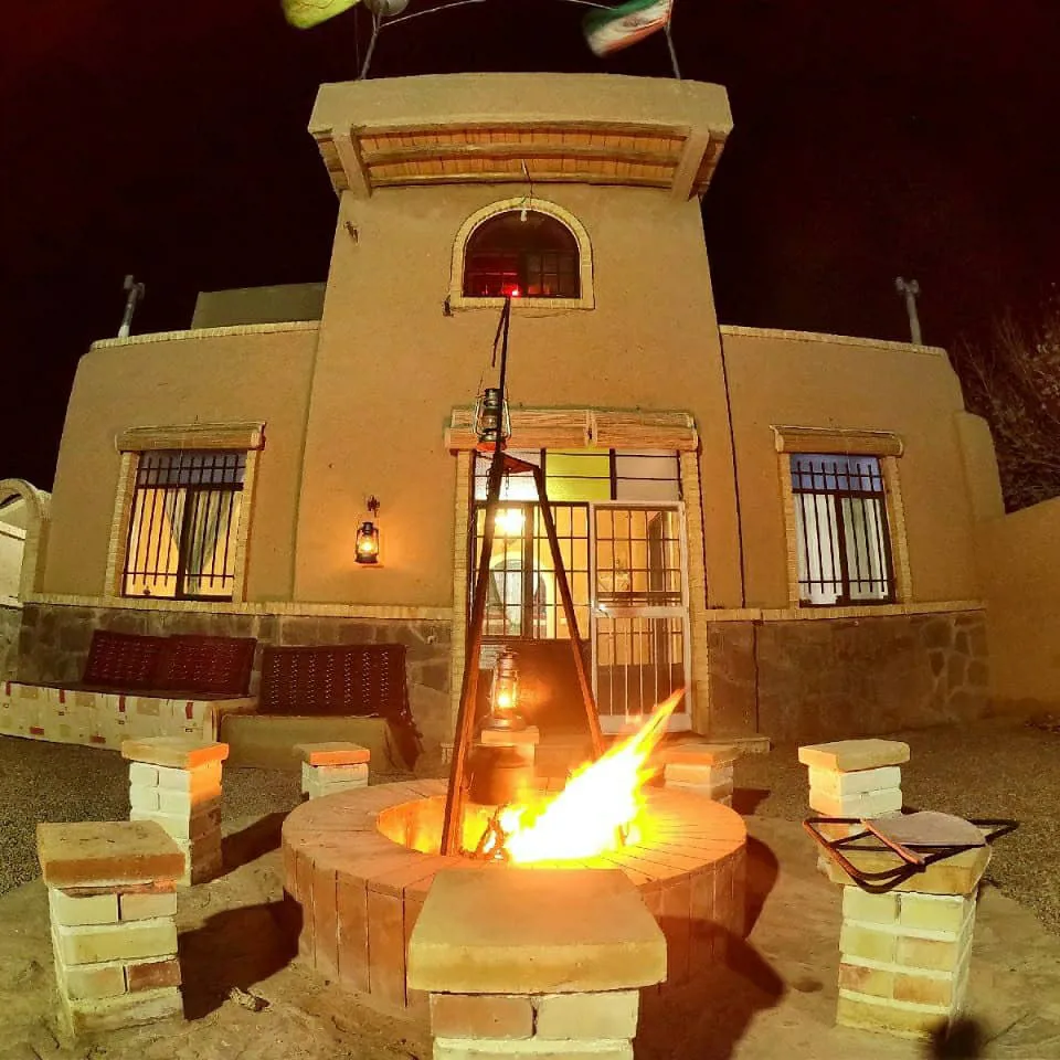 اقامتگاه بوم گردی اکو کمپ چاه جام شاهرود