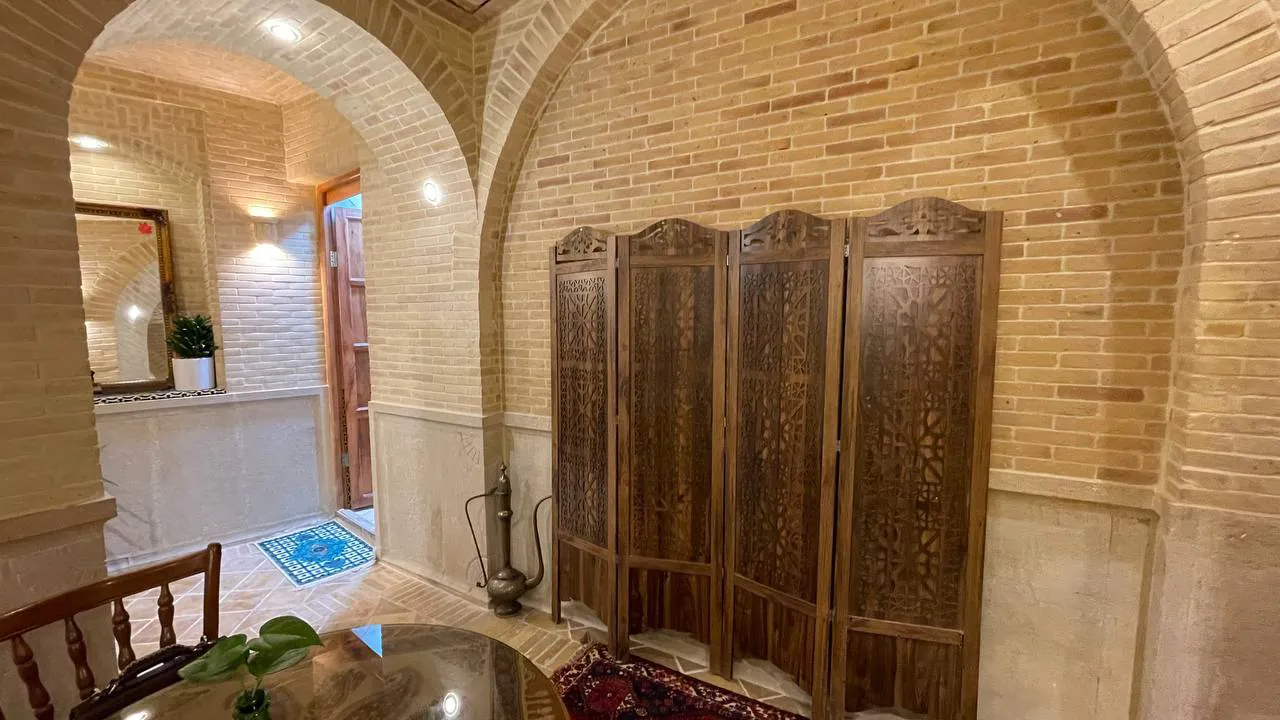 اقامتگاه سنتی عمارت جهانشاهی شیراز