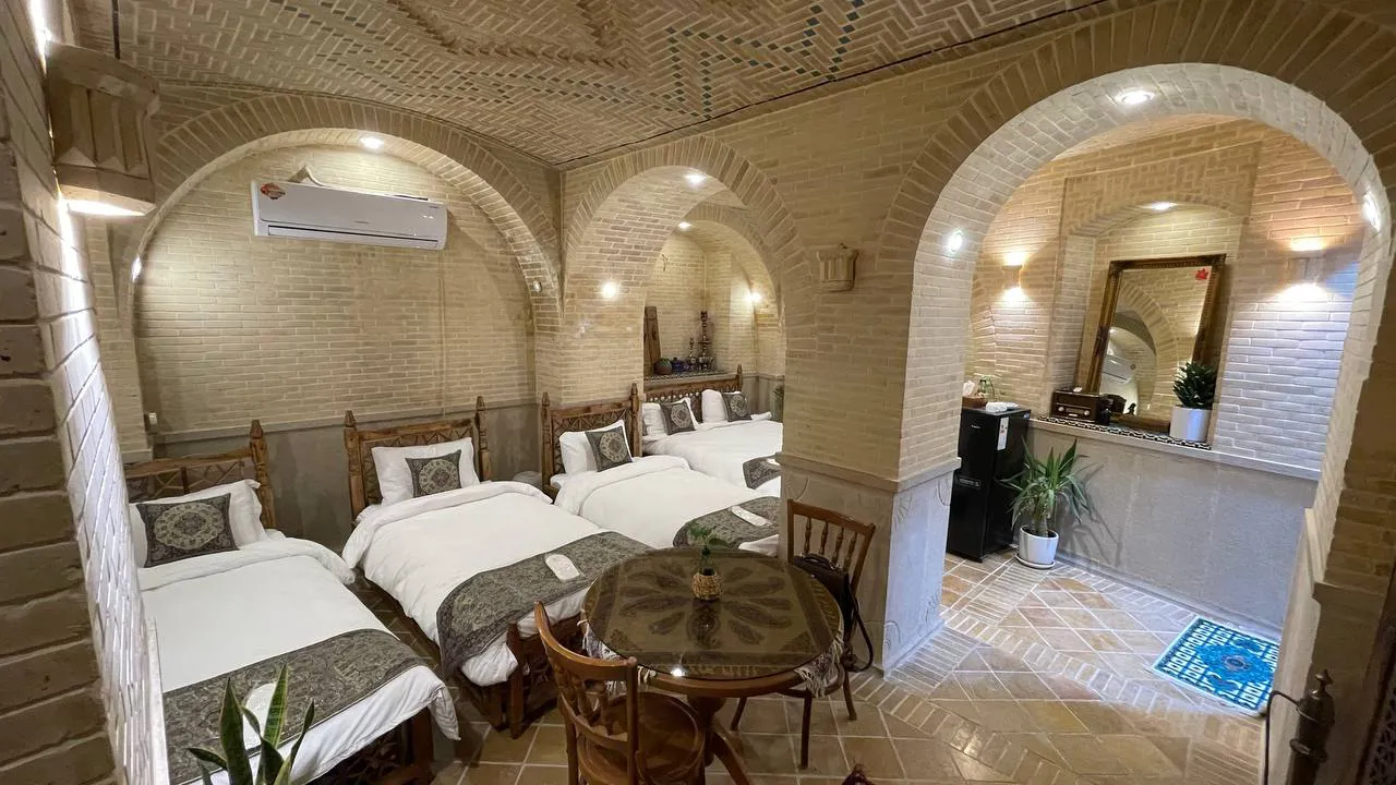 اقامتگاه سنتی عمارت جهانشاهی شیراز