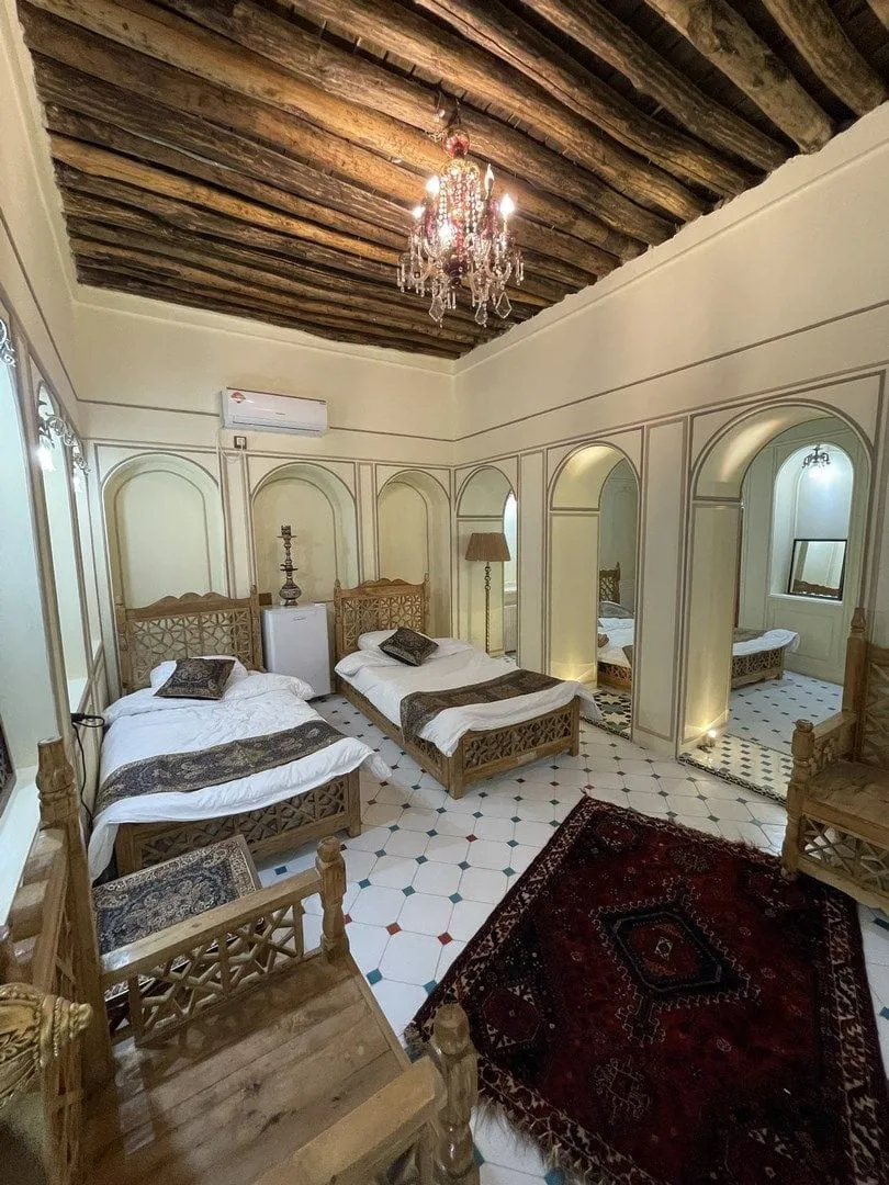 اقامتگاه سنتی عمارت جهانشاهی شیراز