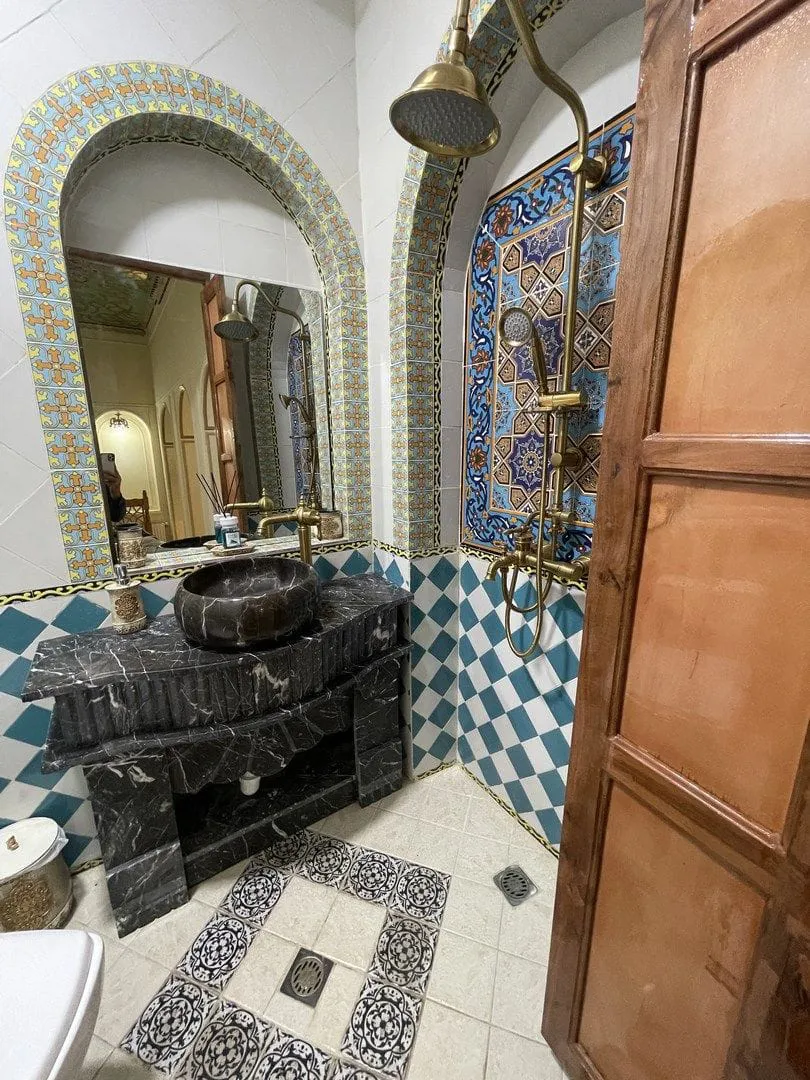 اقامتگاه سنتی عمارت جهانشاهی شیراز