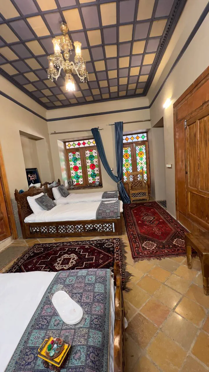 اقامتگاه سنتی عمارت جهانشاهی شیراز