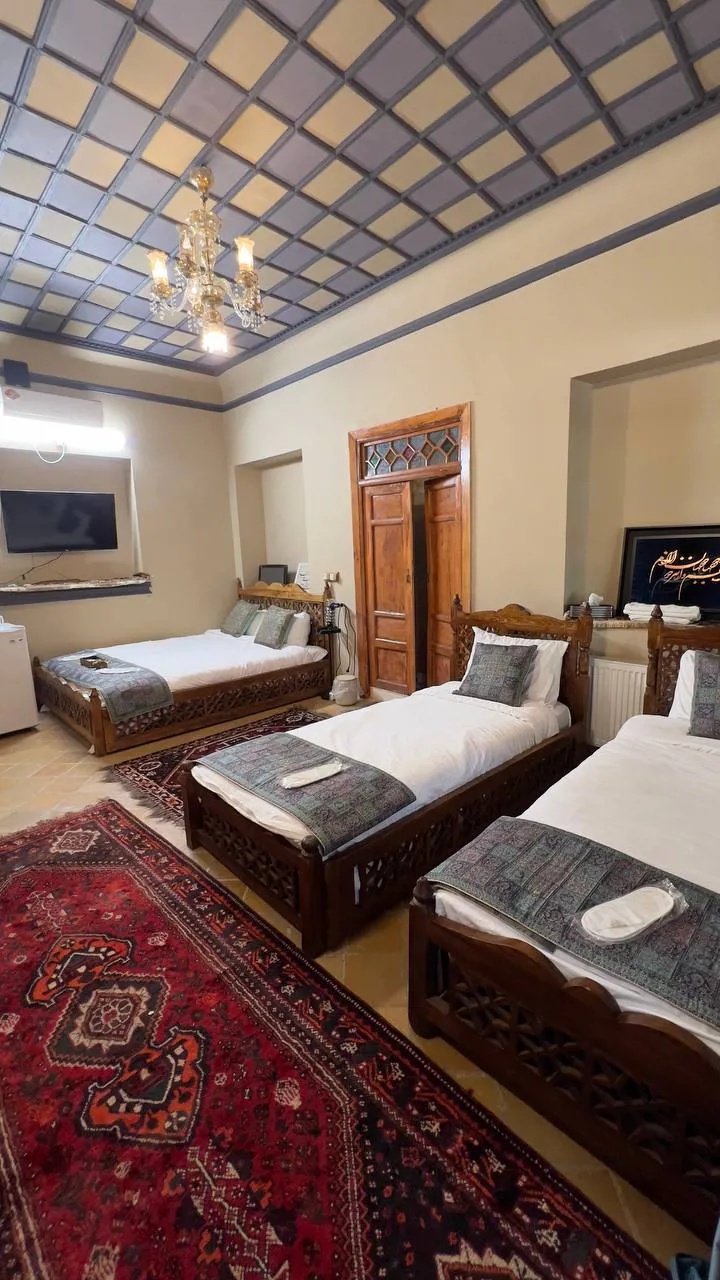 اقامتگاه سنتی عمارت جهانشاهی شیراز
