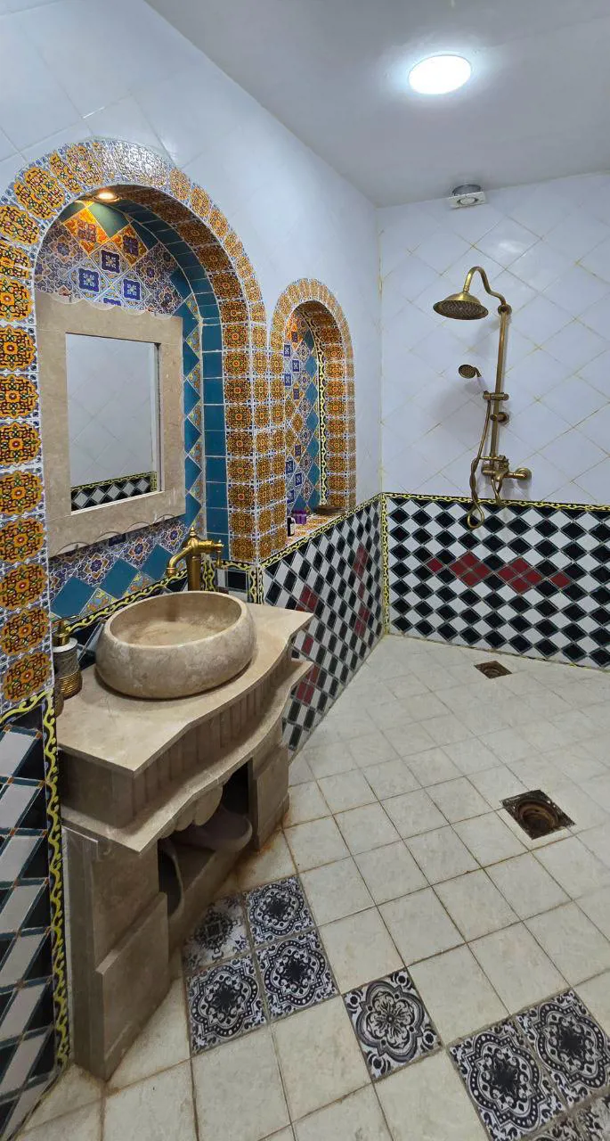 اقامتگاه سنتی عمارت جهانشاهی شیراز