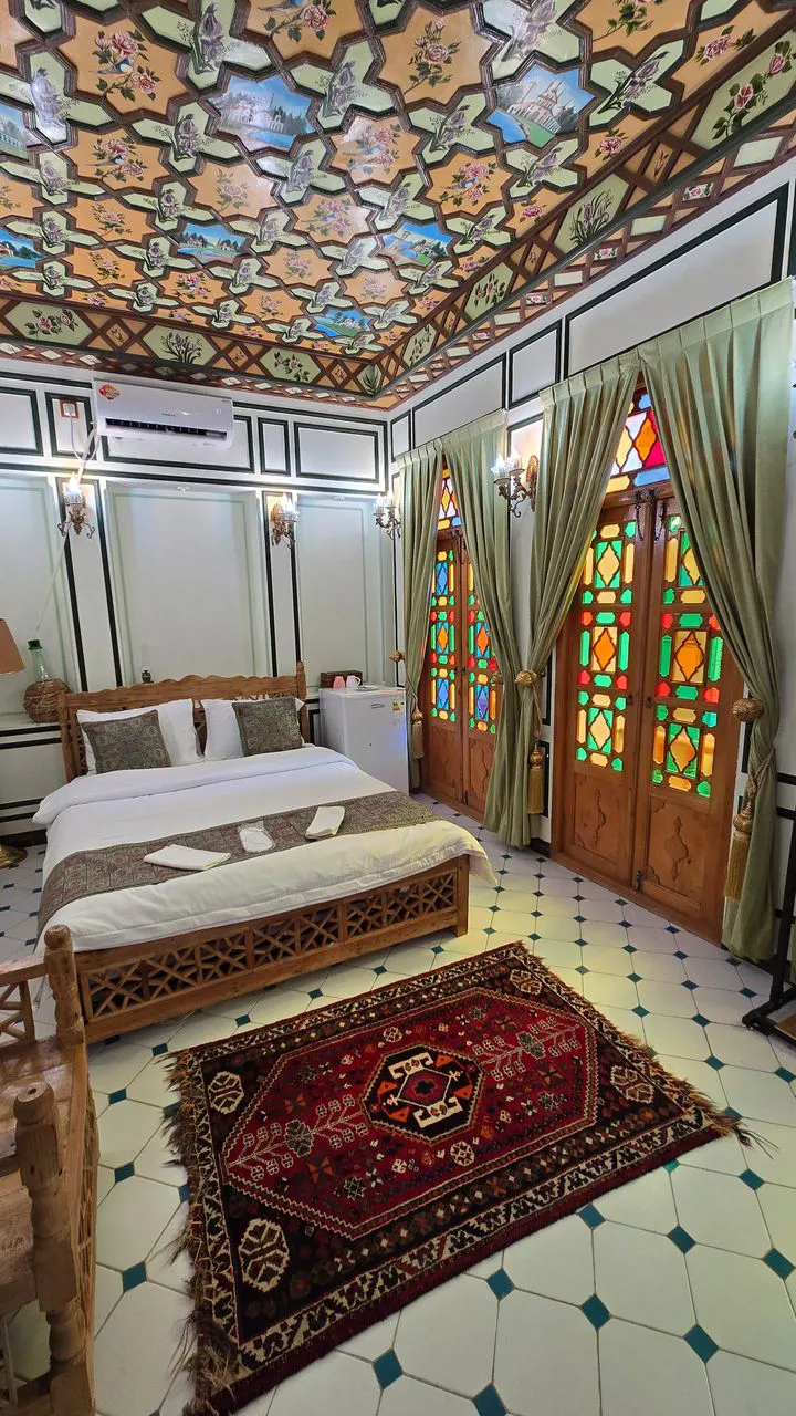 اقامتگاه سنتی عمارت جهانشاهی شیراز