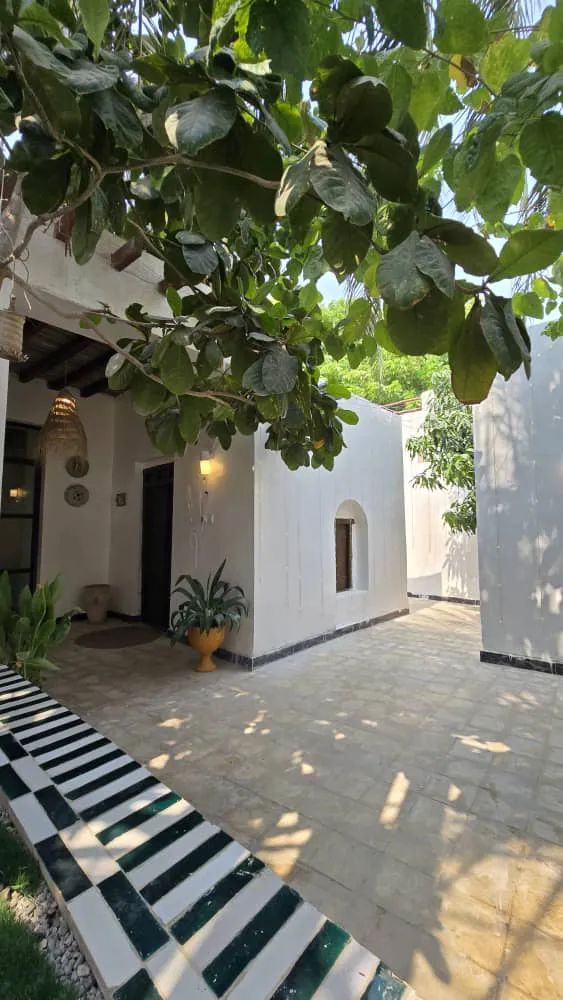 اقامتگاه بوم گردی لافت تلا قشم