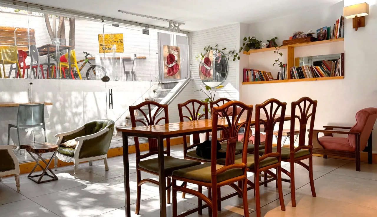 رستوران خانه مسافر رگ راگ اصفهان