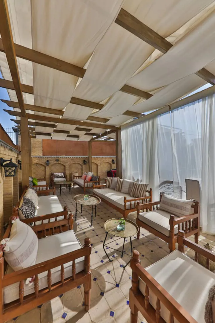 اقامتگاه عمارت سحرخیزان