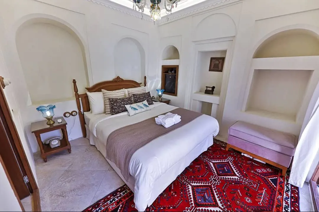 اتاق اقامتگاه سحرخیزان شیراز