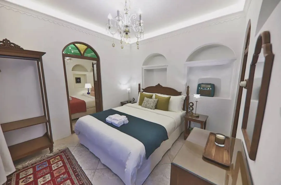 اتاق اقامتگاه سحرخیزان شیراز