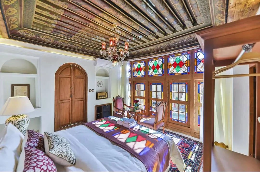 اتاق اقامتگاه سحرخیزان شیراز