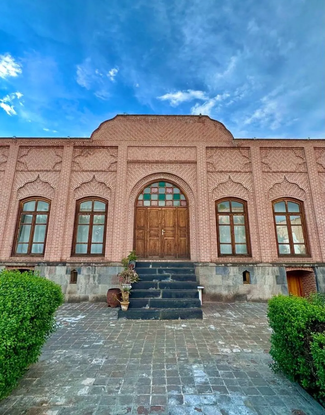 latest-comments-image