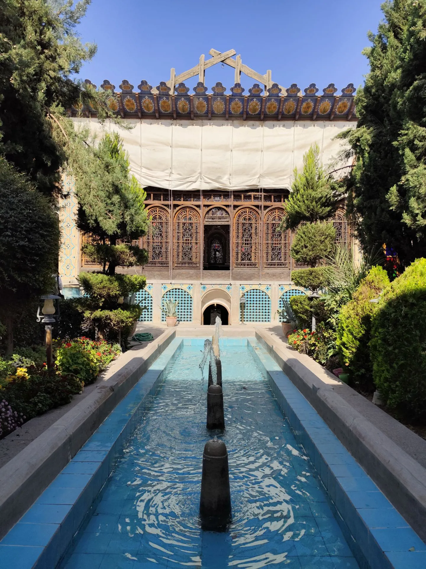 نما اقامتگاه سنتی خانه معتمدی اصفهان