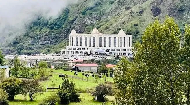 هتل حیران آستارا