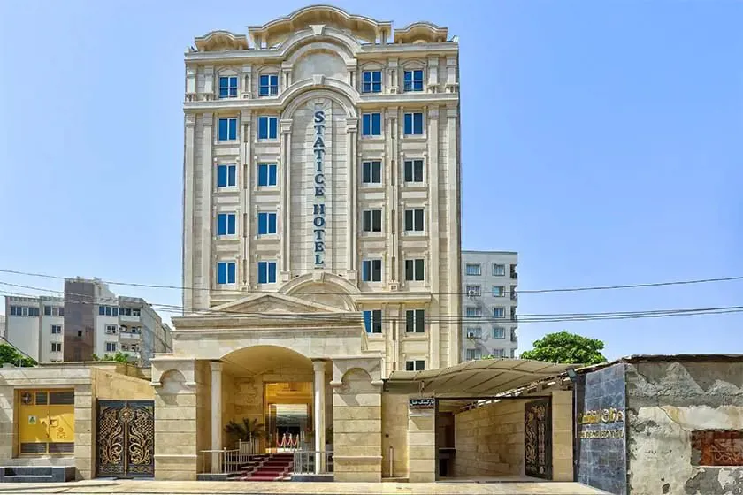نمای هتل استاتیس بندرعباس