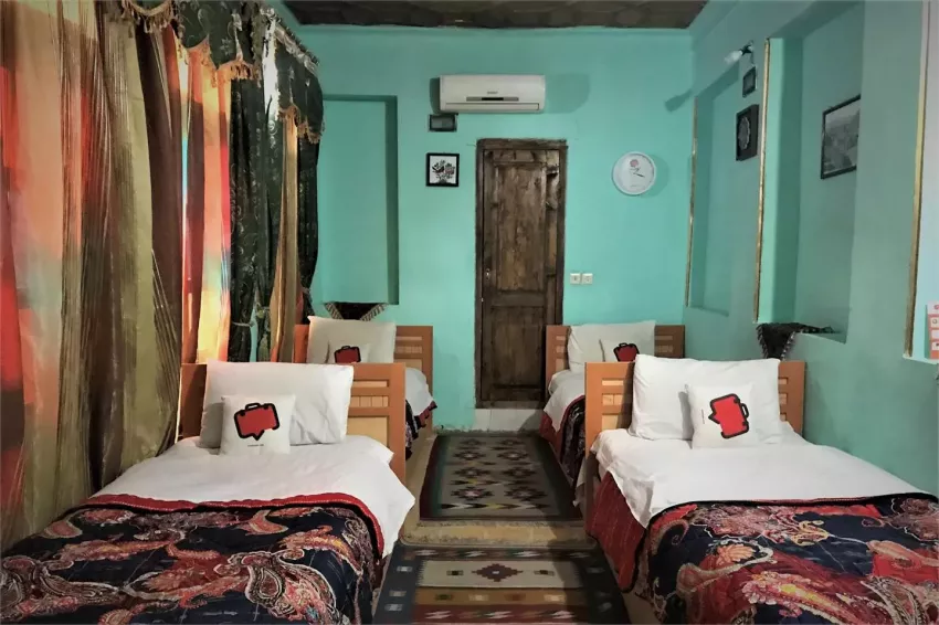 اقامتگاه سنتی گلشن شیراز