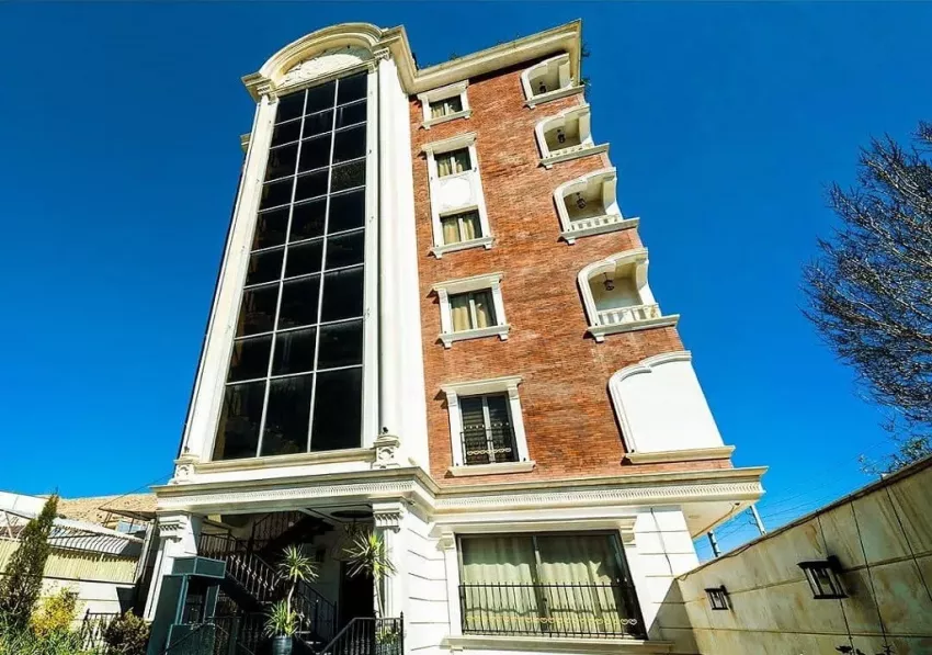 هتل سرو آزاد شیراز