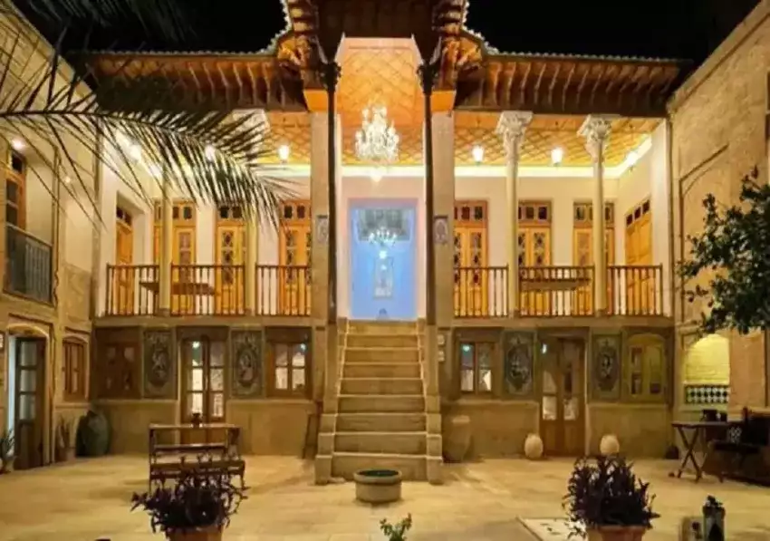 اقامتگاه سنتی آلان شیراز