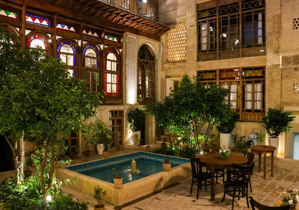 هتل بوتیک راوی (راوک) شیراز