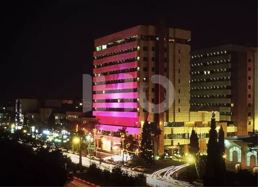 هتل پارس شیراز نمای شب