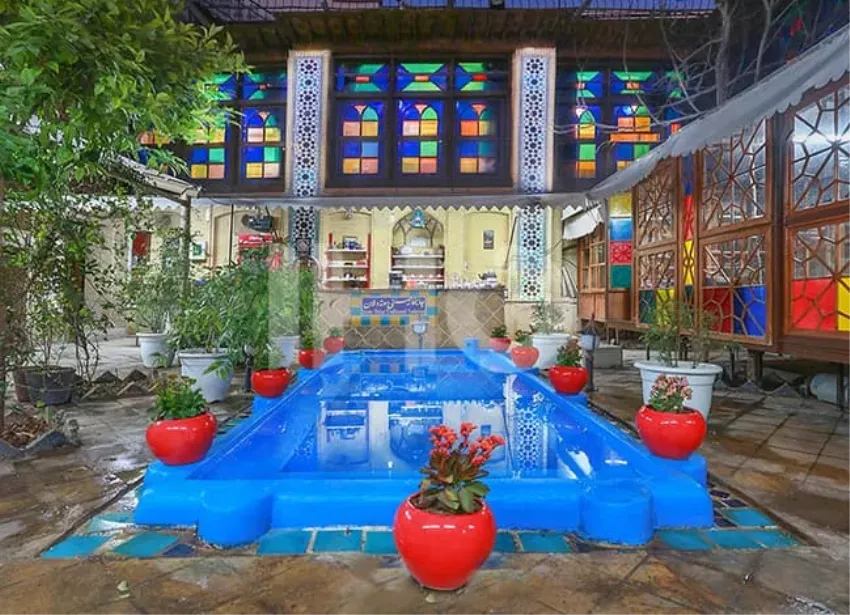 نمای هتل نیایش شیراز