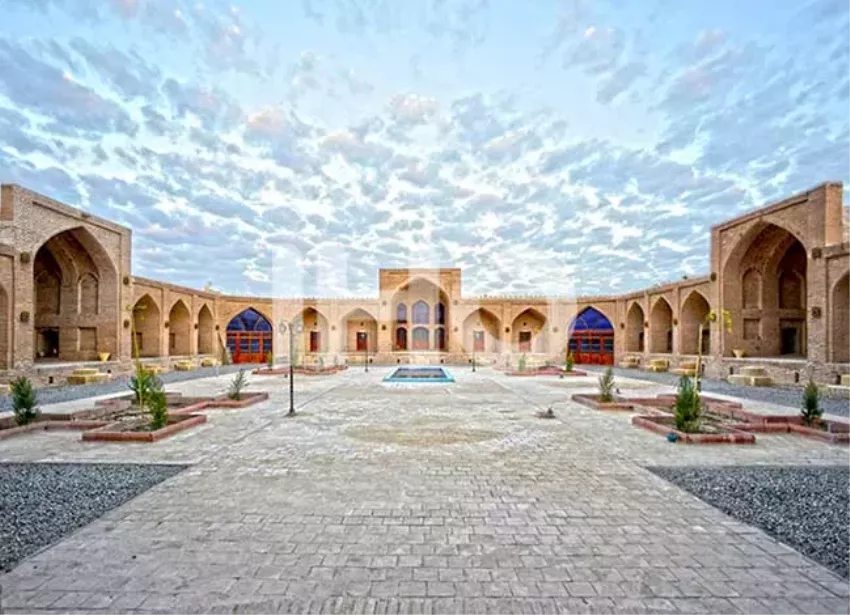 کاروانسرای عباسی کوه پا اصفهان