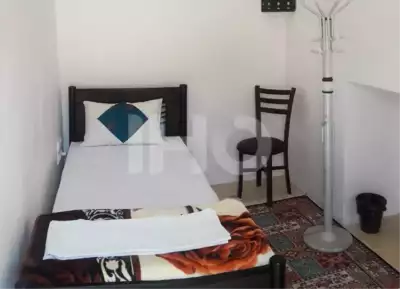 اتاق یک تخته هتل ثنا کاشان