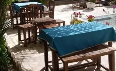 اقامتگاه های بوم گردی سرای سنتی هاتف اتاق یک تخته اصفهان