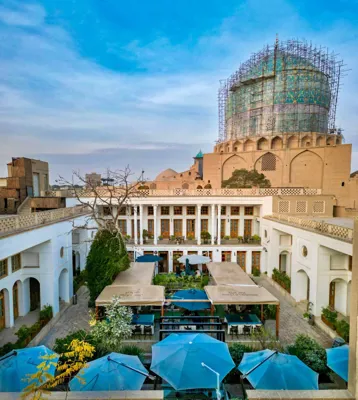 اقامتگاه سنتی کریاس سوئیت کانکت چشم انداز برای چهار نفر اصفهان