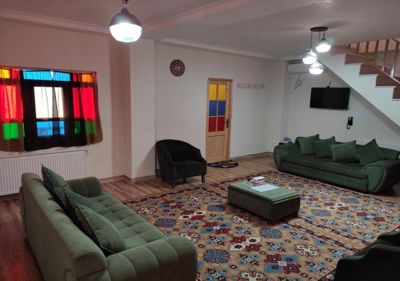 اقامتگاه بوم گردی گیلانک سوئیت دوبلکس Vip سه خوابه برای هفت نفر (200متری) بندر انزلی