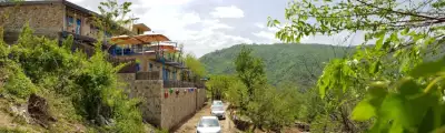 اقامتگاه بوم گردی ساسنگ اتاق دو تخته ممرز مینودشت