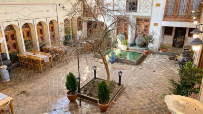 اقامتگاه سنتی بهشتیان اتاق شب بو دو تخته اصفهان