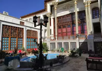 اقامتگاه سنتی خان نشین اتاق دوبلکس حوضخانه چهار تخته اصفهان