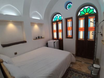 اقامتگاه سنتی عمارت شاه نشین اتاق دو تخته کاشان