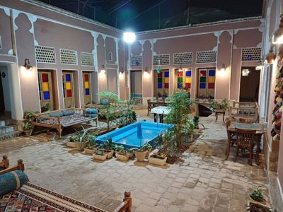 اقامتگاه سنتی علی بابا اتاق یک تخته یزد