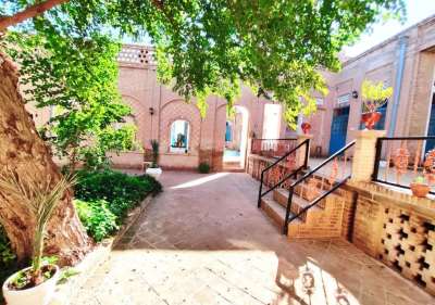 اقامتگاه سنتی عمارت پدری جامعی اتاق دو تخته دبل شوشتر