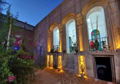 اقامتگاه سنتی عمارت پدری جامعی اتاق دوتخته برای یک نفر شوشتر