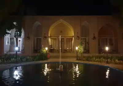اقامتگاه سنتی شاه ولی (ایوان سابق) اتاق دو تخته توئین ماهان