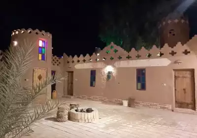 اقامتگاه بوم گردی عمو رضا اتاق برای چهار نفر طبس