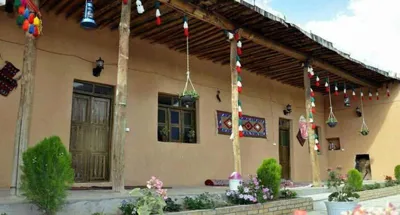 اقامتگاه بوم گردی رئیس اتاق برای سه نفر سی سخت