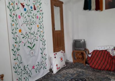 اقامتگاه های بوم گردی چنارستان دررود اتاق برای سه نفر نیشابور