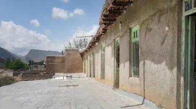 اقامتگاه های بوم گردی دیار نادر اتاق نشیمن برای هفت نفر کلات نادری