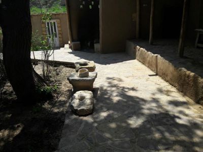 اقامتگاه های بوم گردی دیار نادر اتاق نشیمن برای هفت نفر کلات نادری