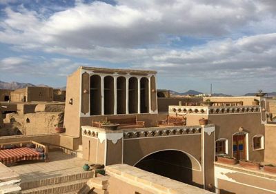 اقامتگاه بوم گردی انار عقدا اتاق ناردونه برای دونفر اردکان