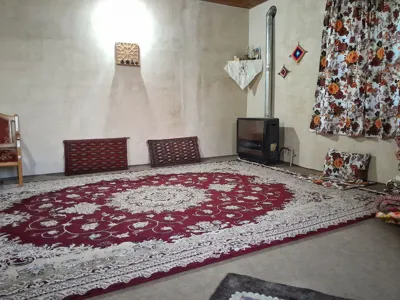 اقامتگاه های بوم گردی افضل روآر اتاق بالاکلسی برای چهار نفر شیرگاه